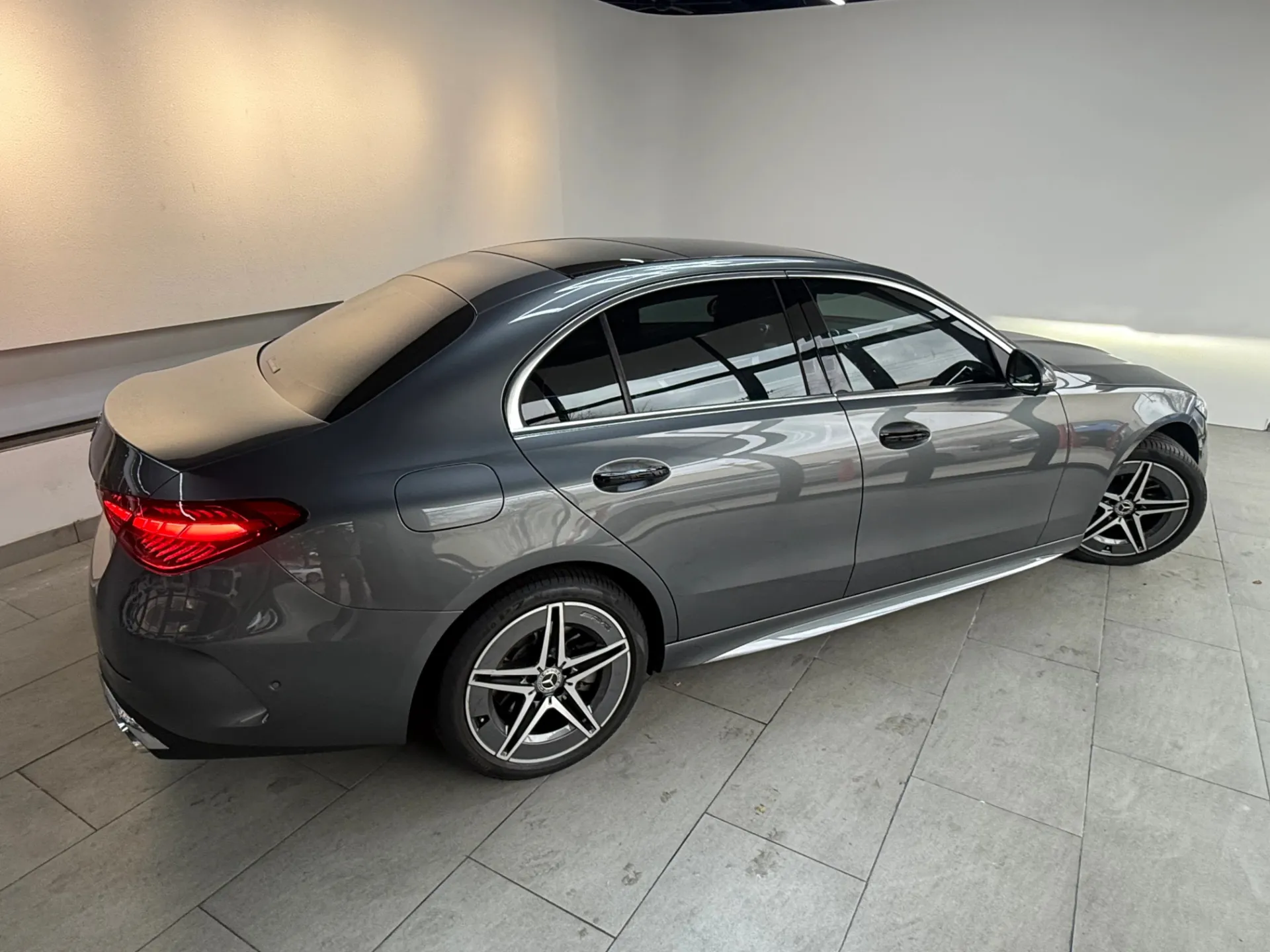 2023 Mercedes-Benz C200 3
