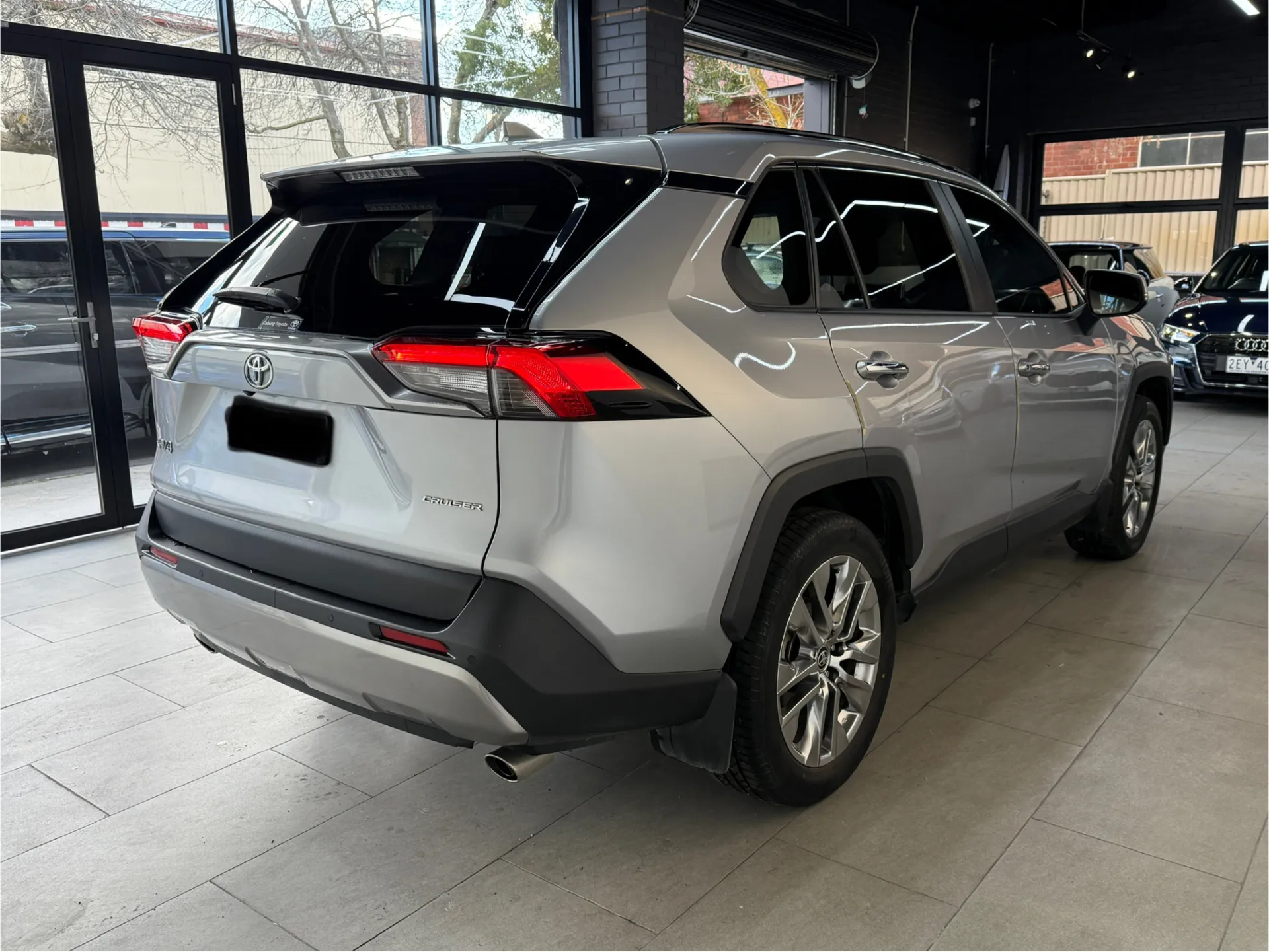2022 Toyota RAV4 Cruiser 3