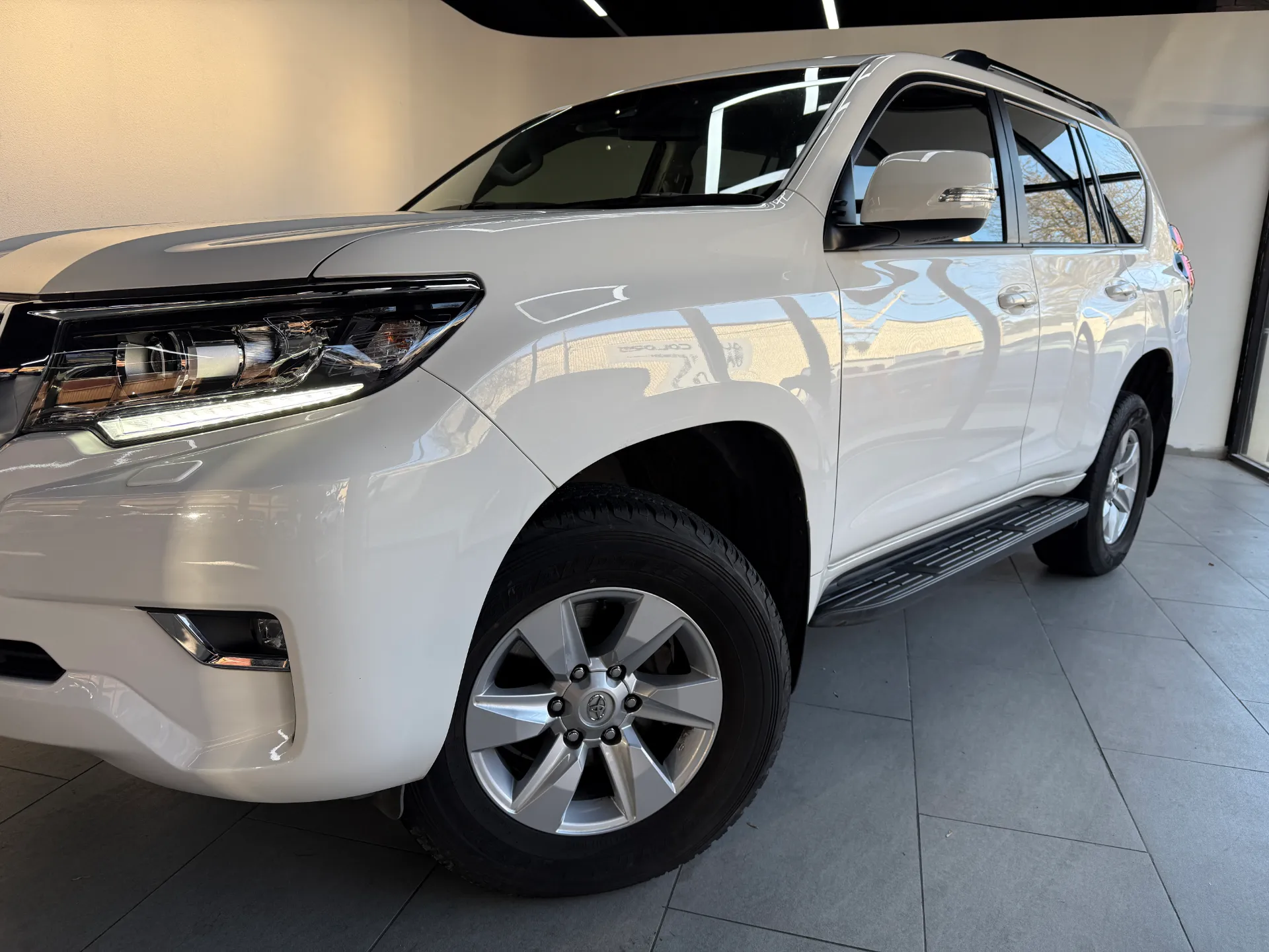 2020 Toyota Land Cruiser Prado GXL 2