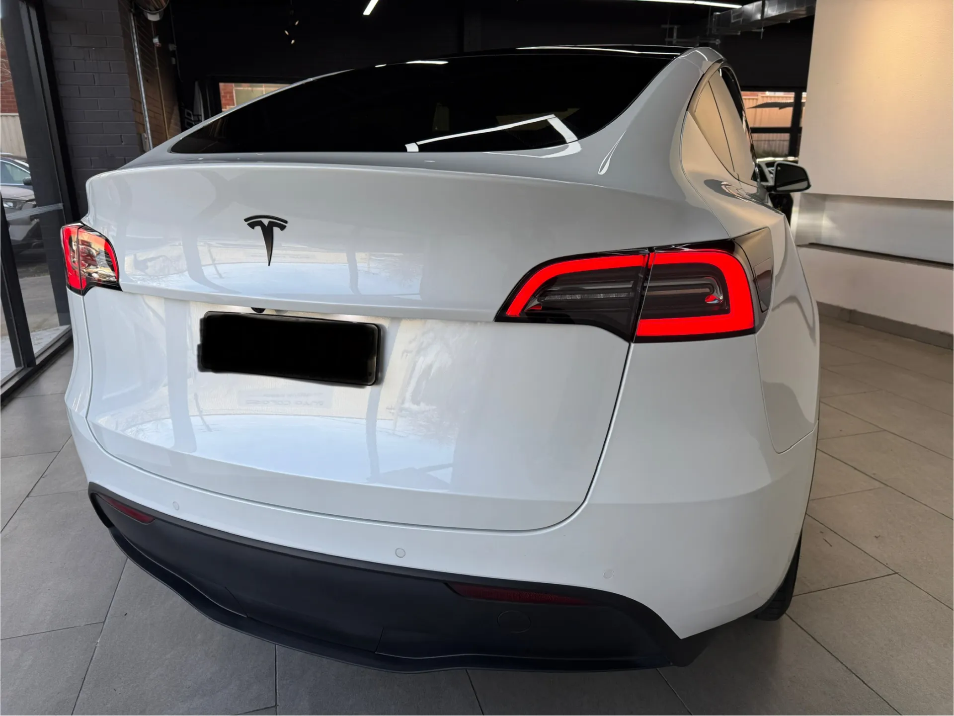 2023 Tesla Model Y Long Range 3
