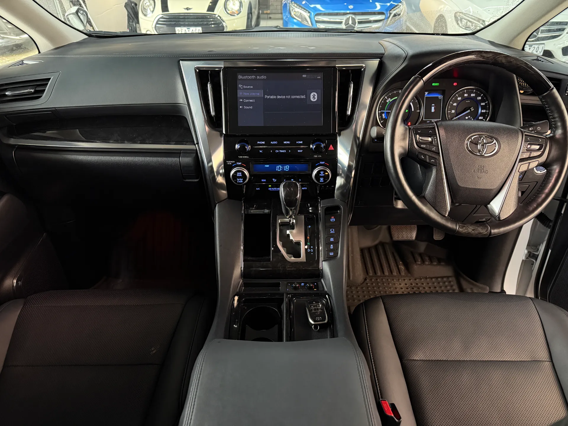 2022 Toyota Alphard Hybrid Executive Lounge 5
