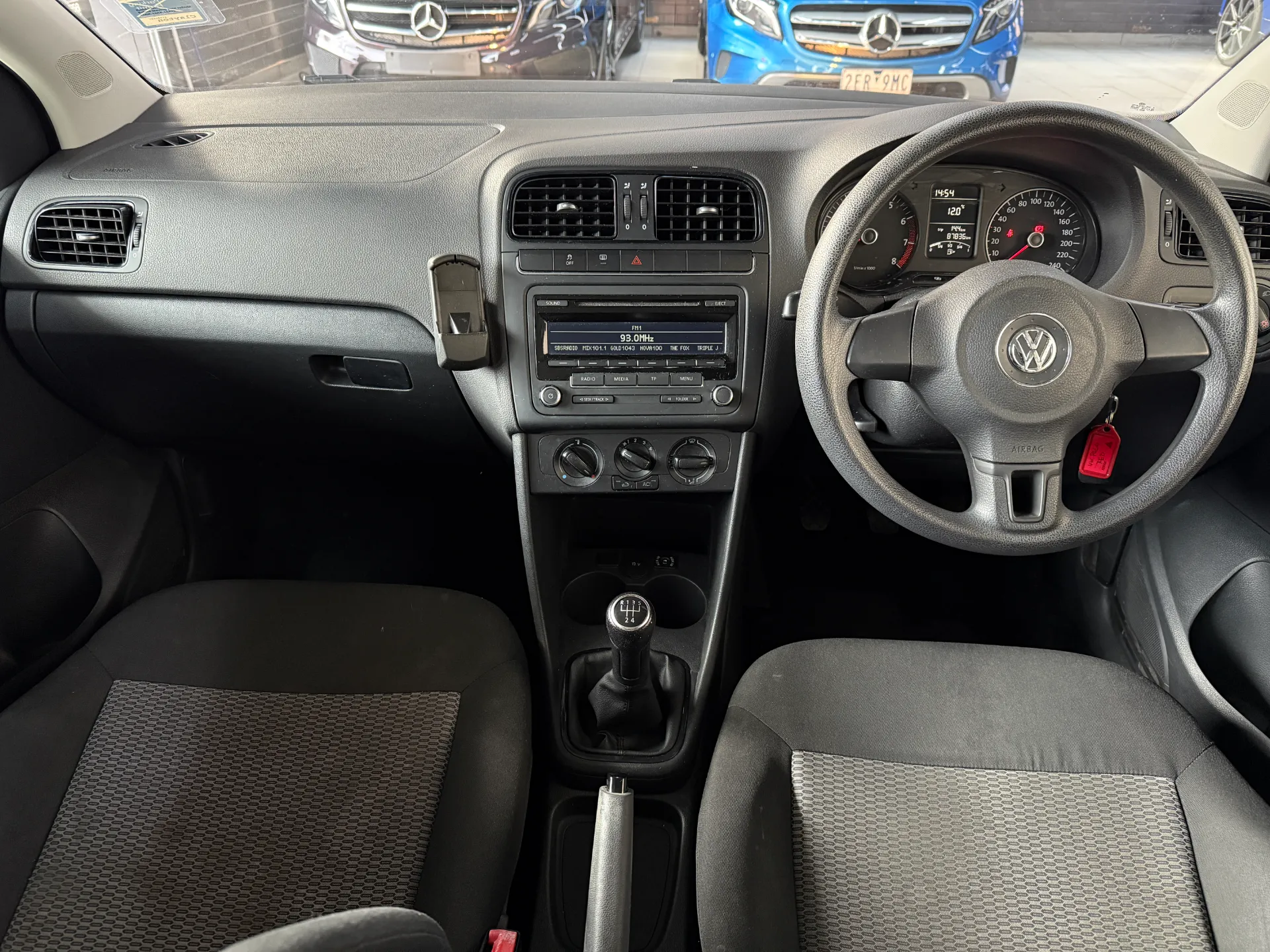 2012 Volkswagen Polo 6