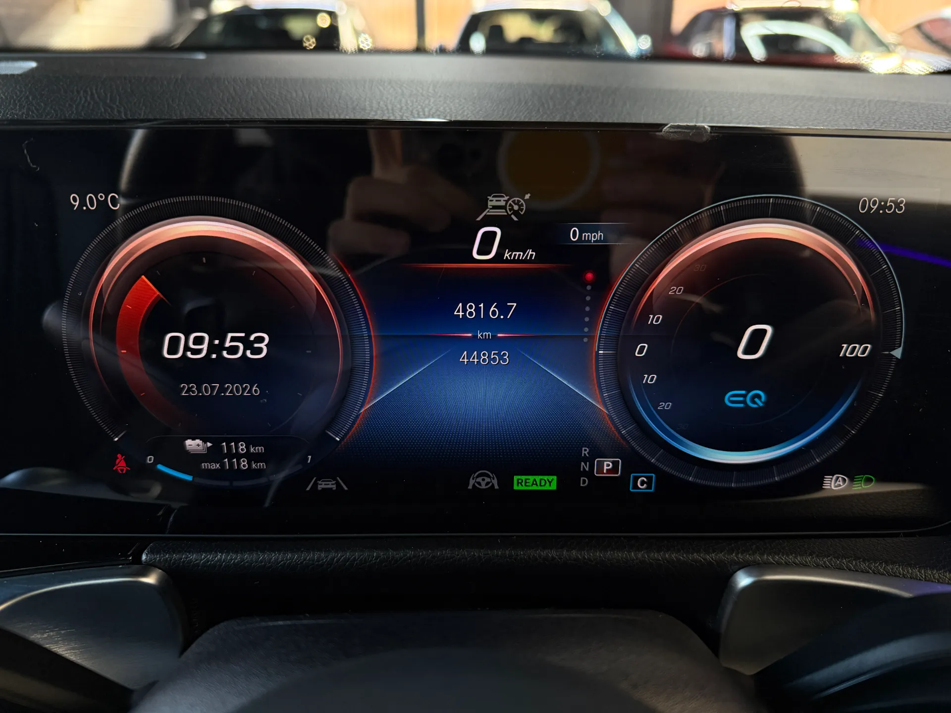 2022 Mercedes-Benz EQB 250 8