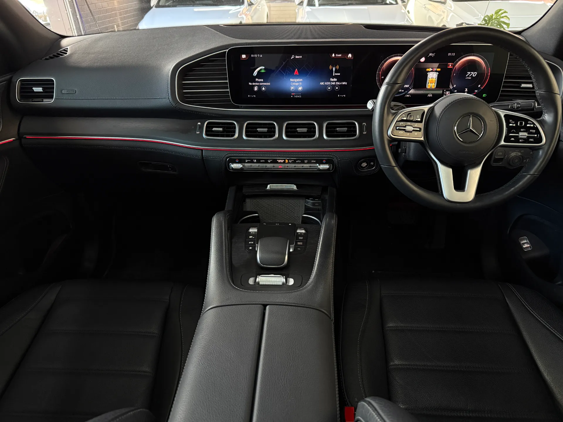 2020 Mercedes-Benz GLE 300d 4MATIC 6