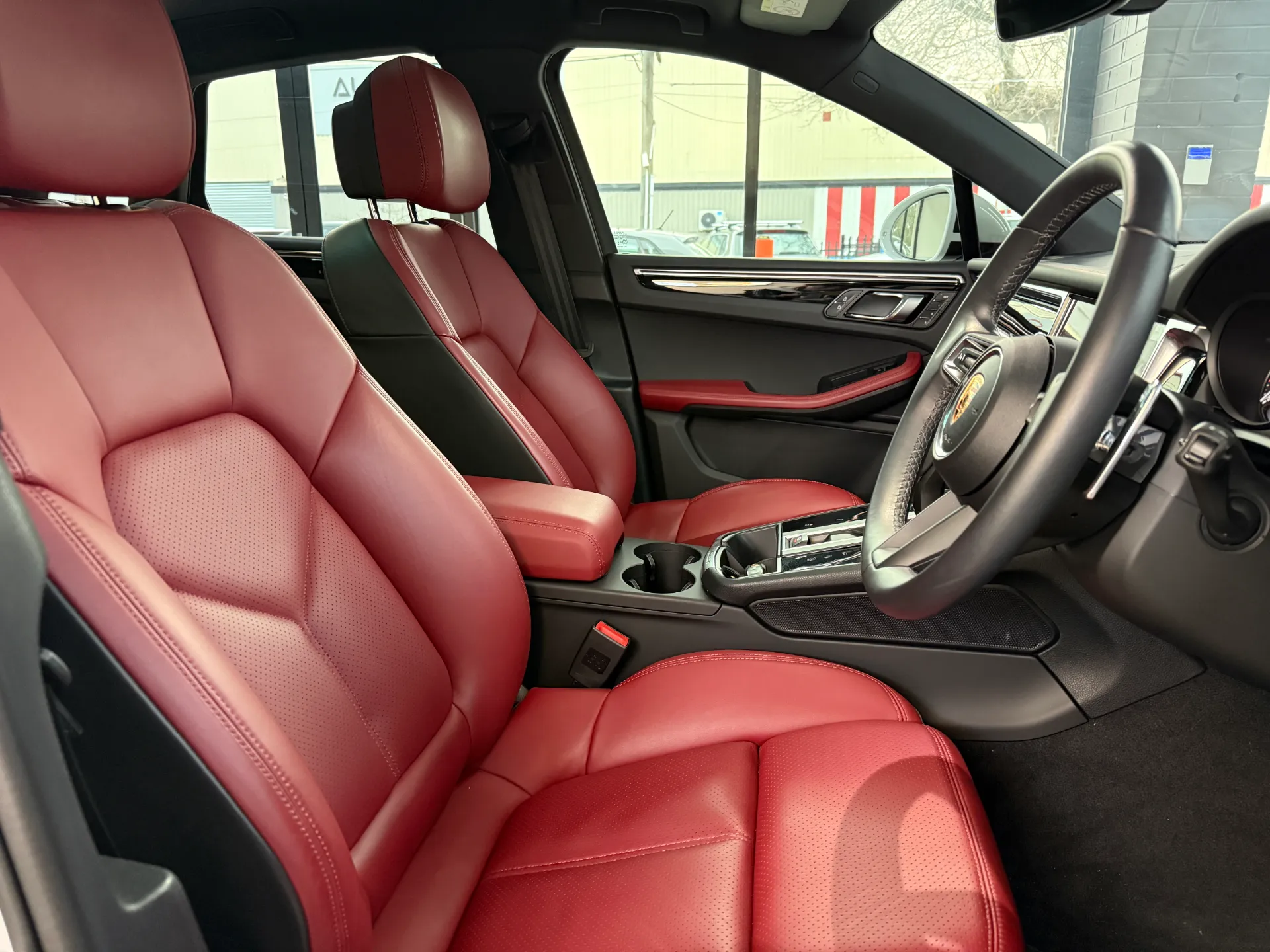 2024 Porsche Macan S 5