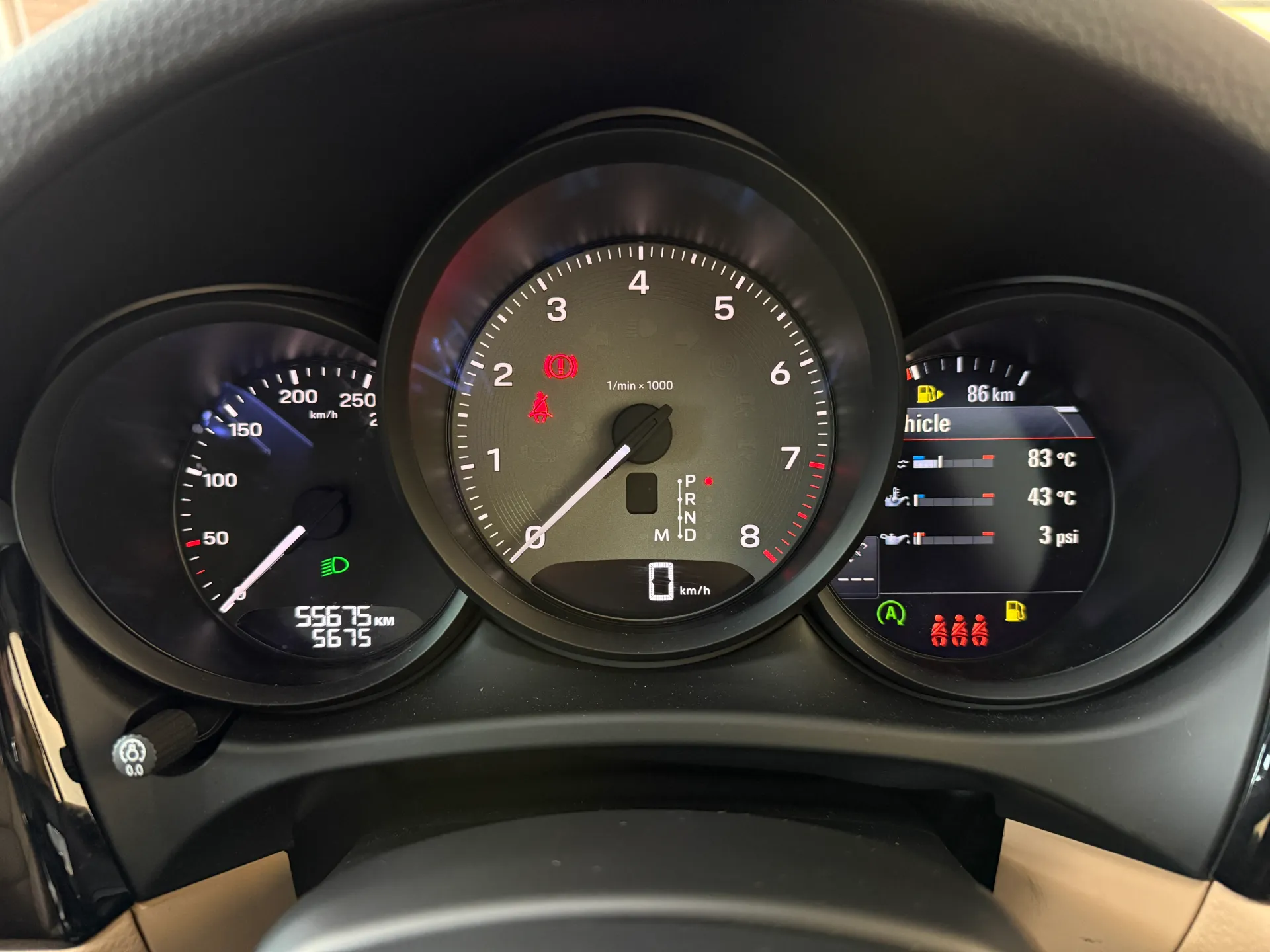 2022 Porsche Macan S 0