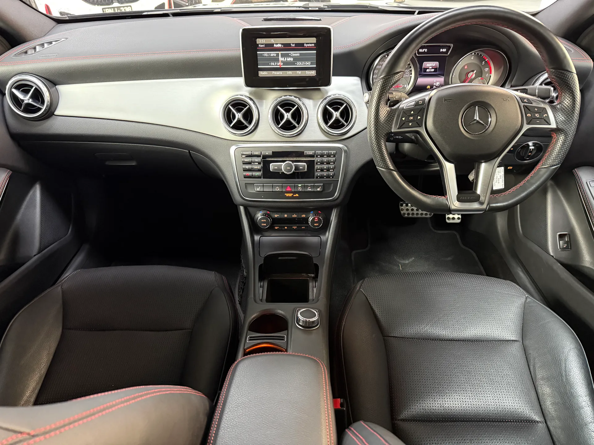 2015 Mercedes-Benz GLA200 5