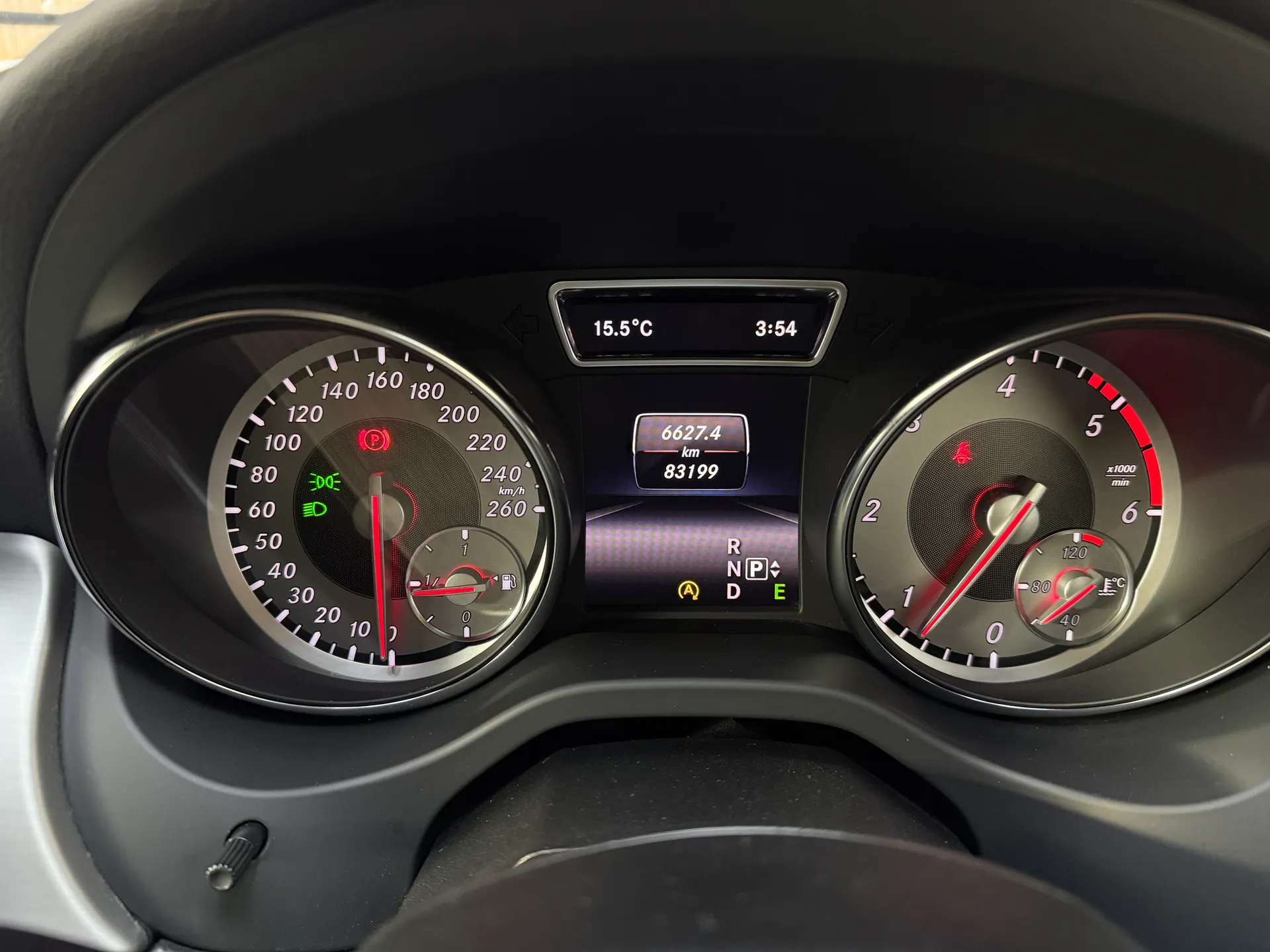 2015 Mercedes-Benz GLA200 0