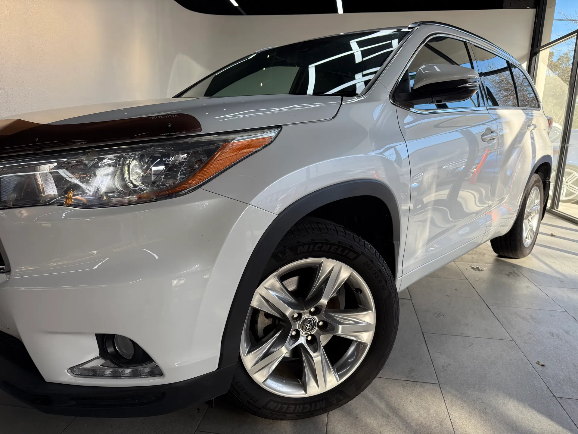 2015 Toyota KLUGER 2