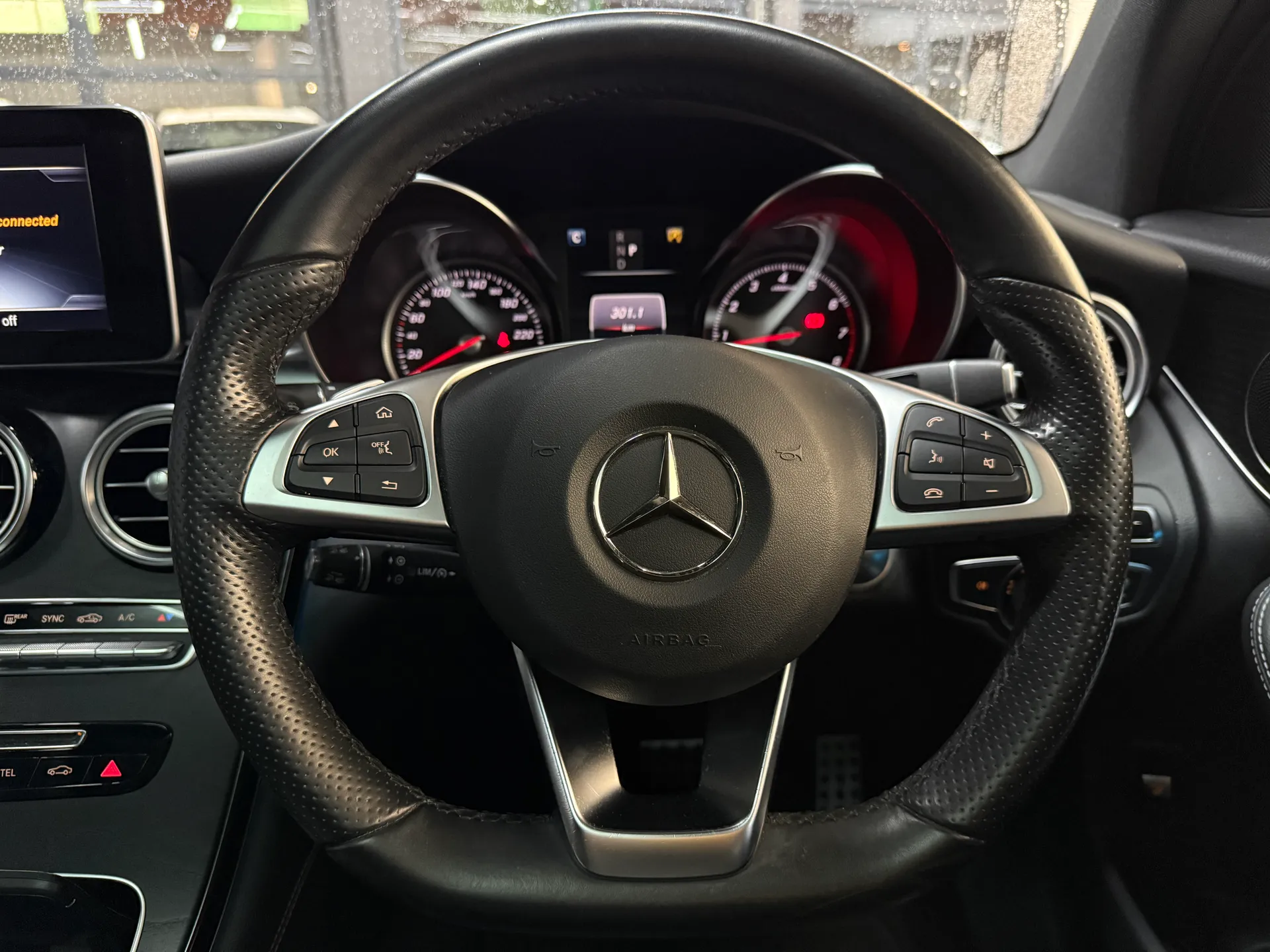 2016 Mercedes-Benz GLC250 6