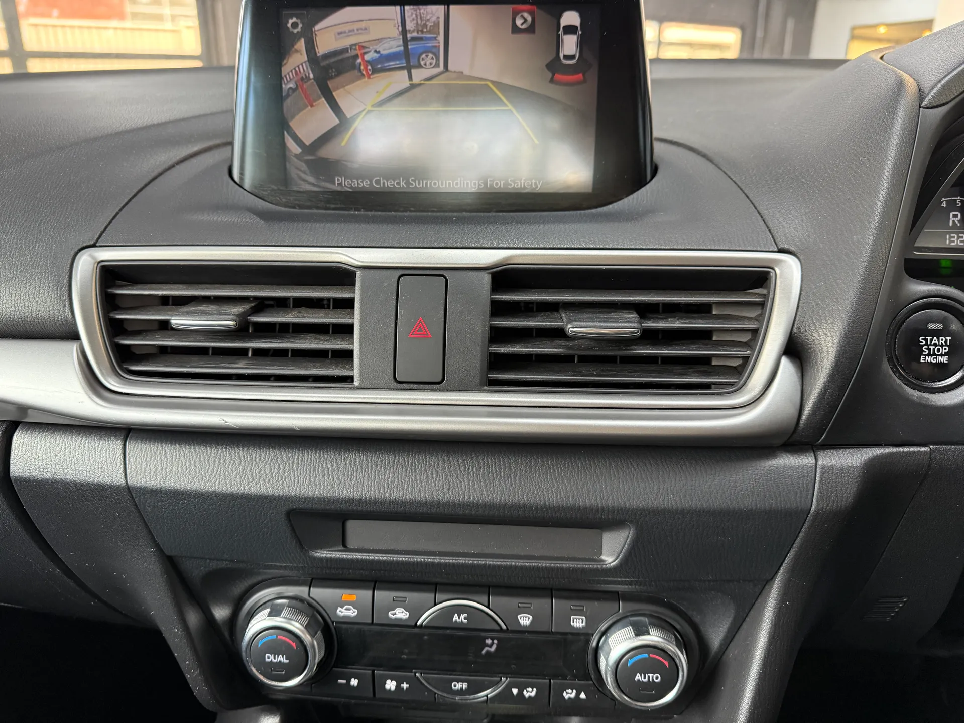 2016 Mazda 3 7