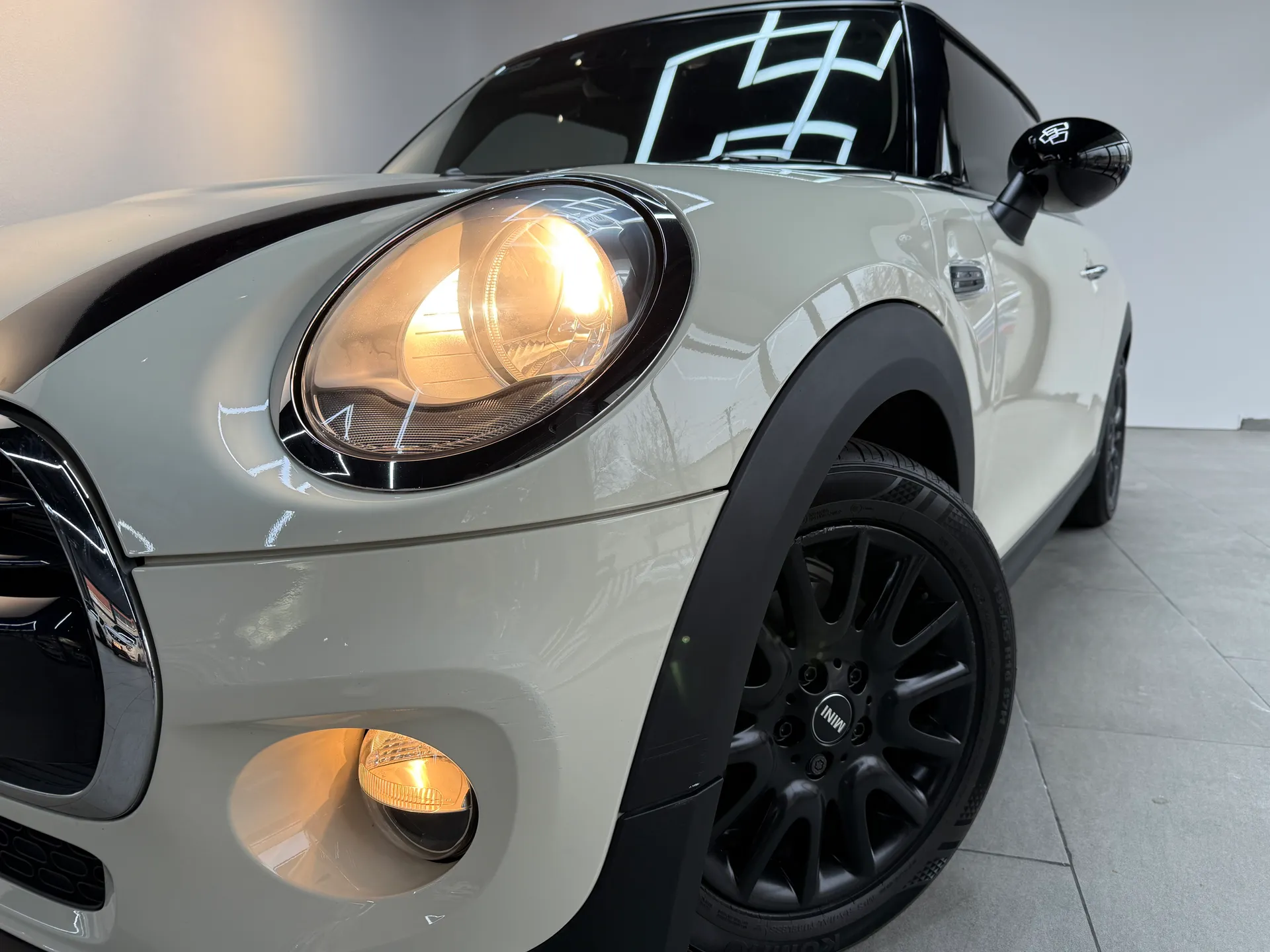 2016 MINI COOPER 2