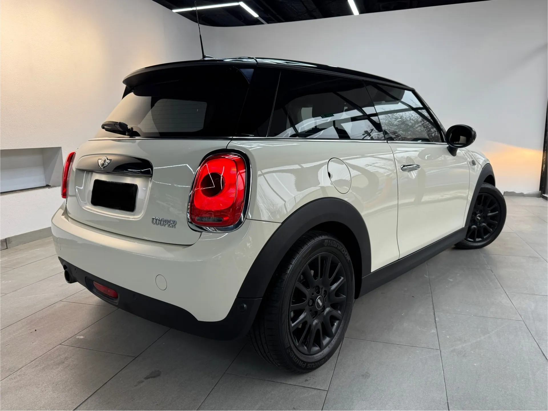 2016 MINI COOPER 3