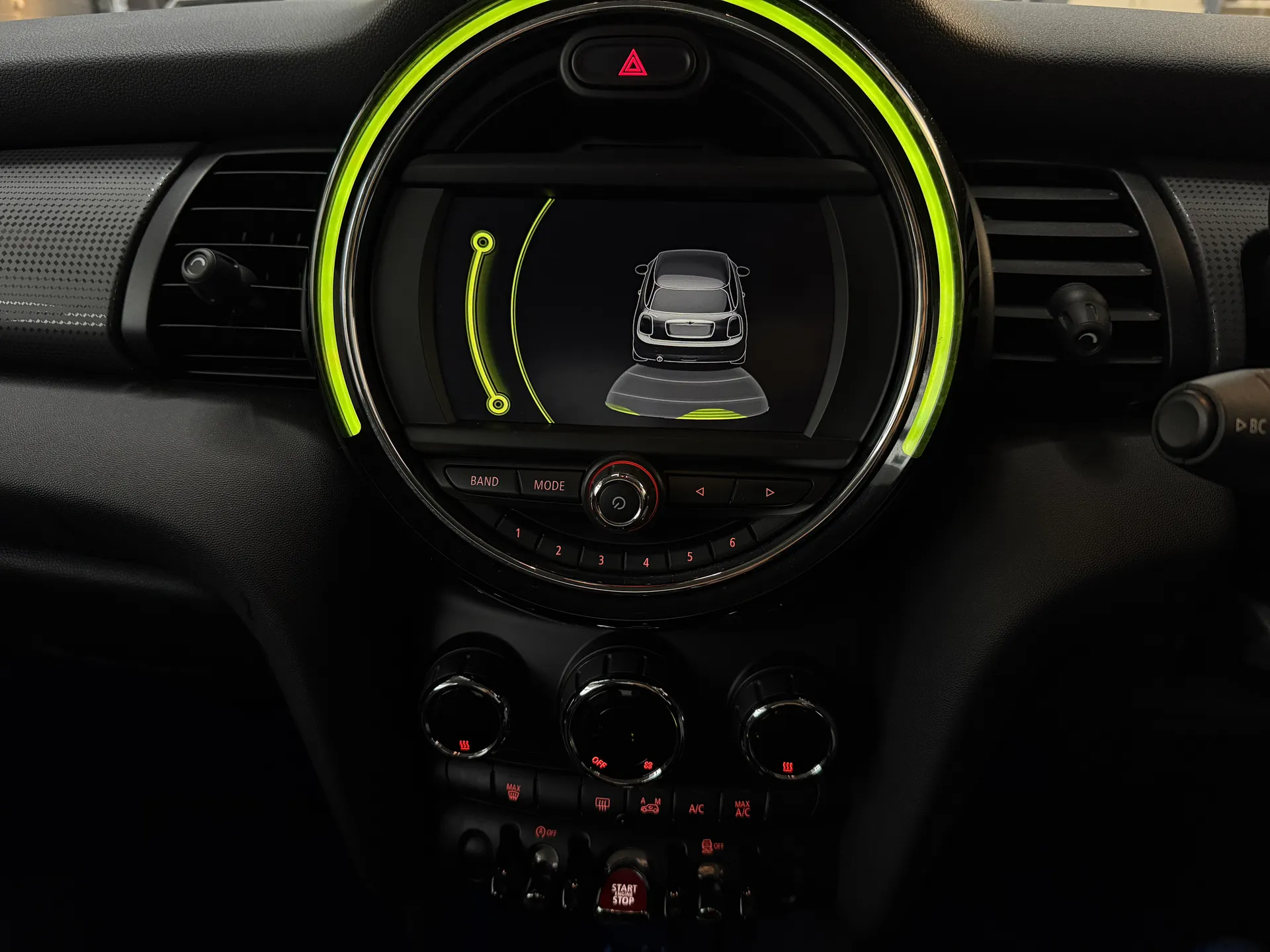 2016 MINI COOPER 7