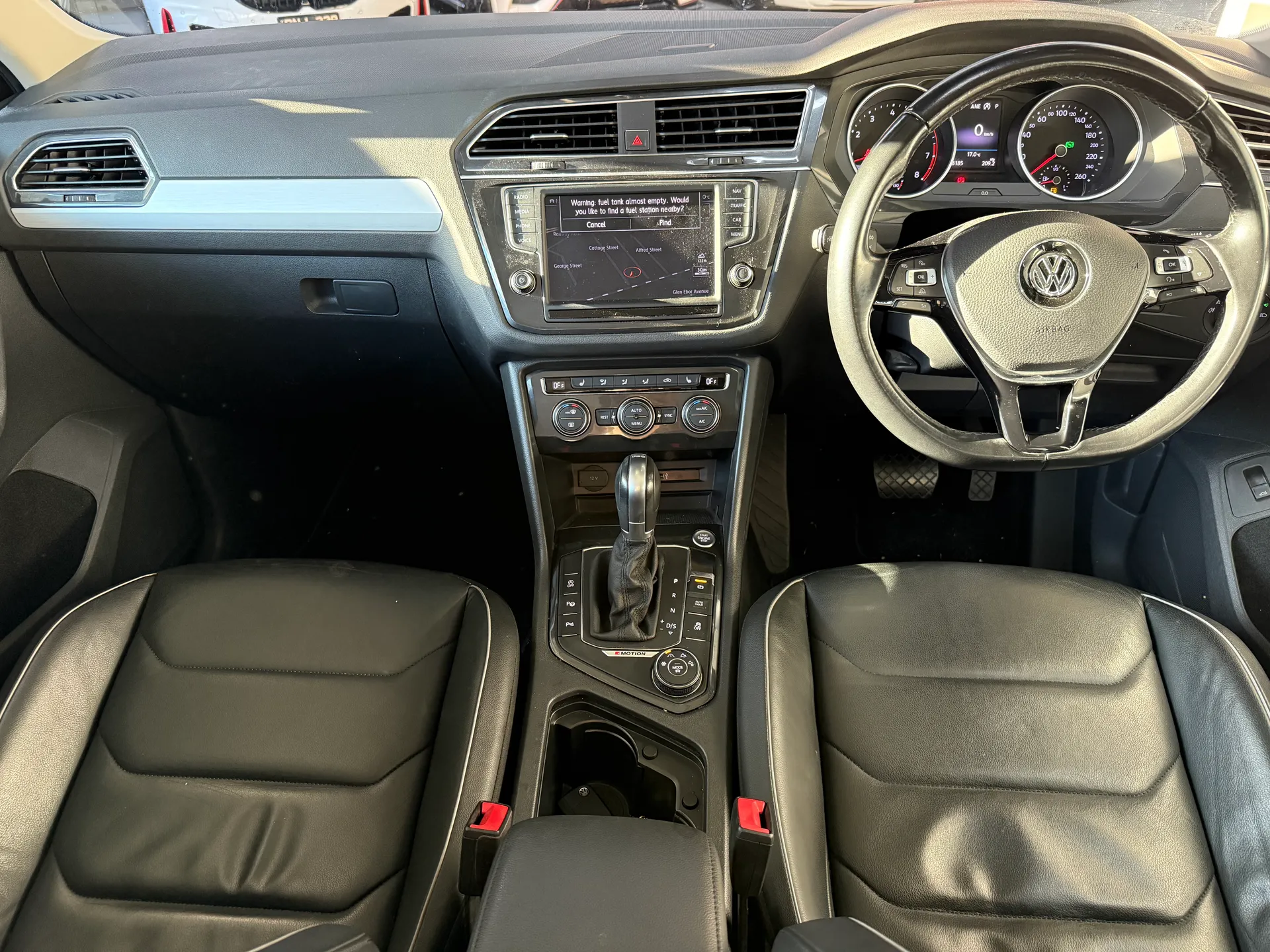 2017 Volkswagen TIGUAN 5