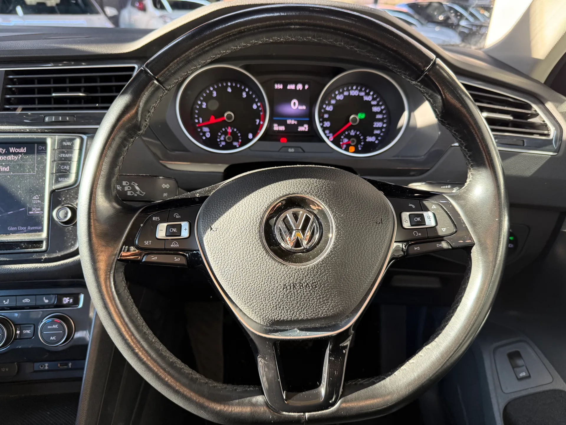 2017 Volkswagen TIGUAN 6