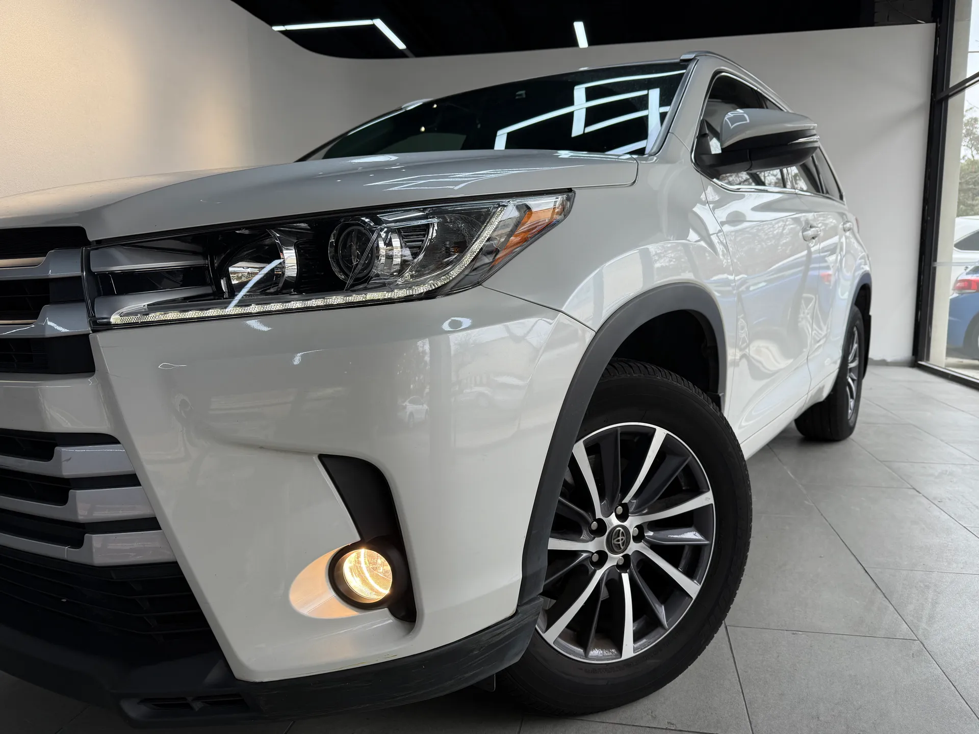 2018 Toyota KLUGER 2
