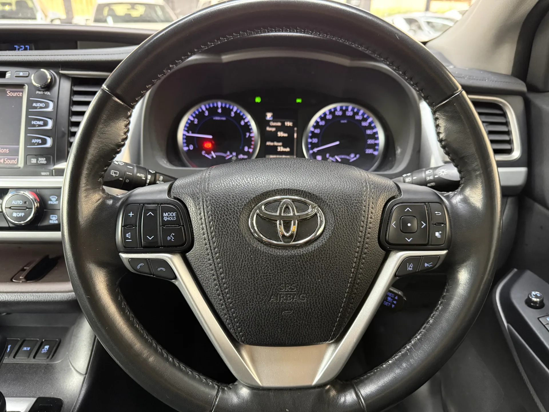 2018 Toyota KLUGER 6