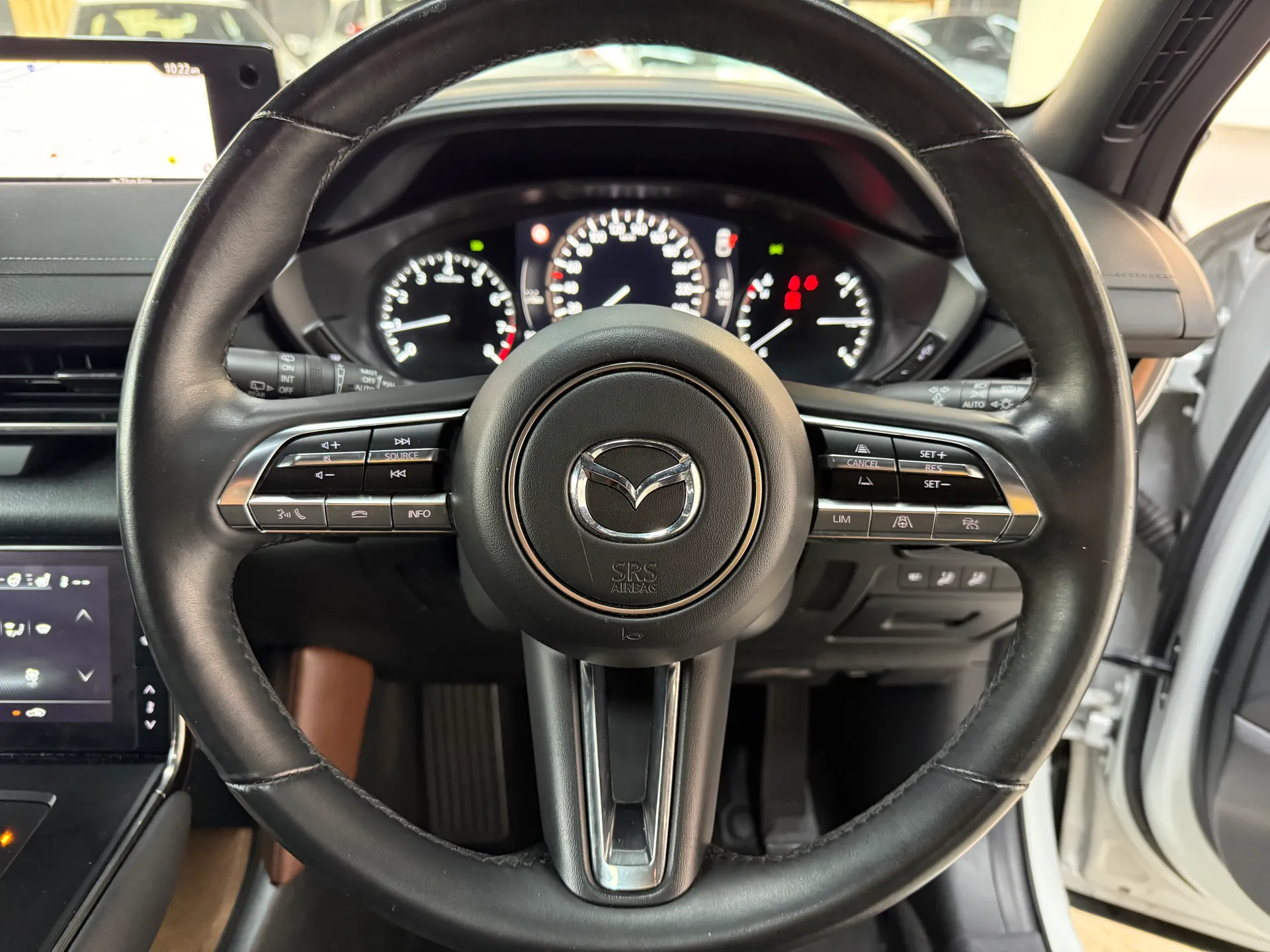 2021 Mazda MX-30 6