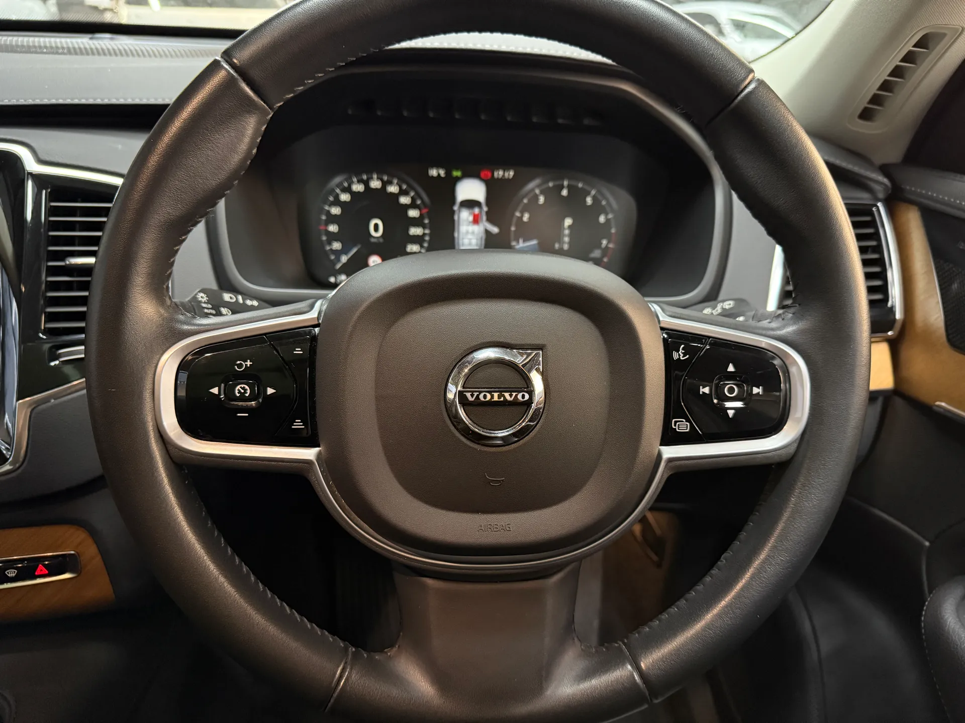 2021 Volvo XC90 6