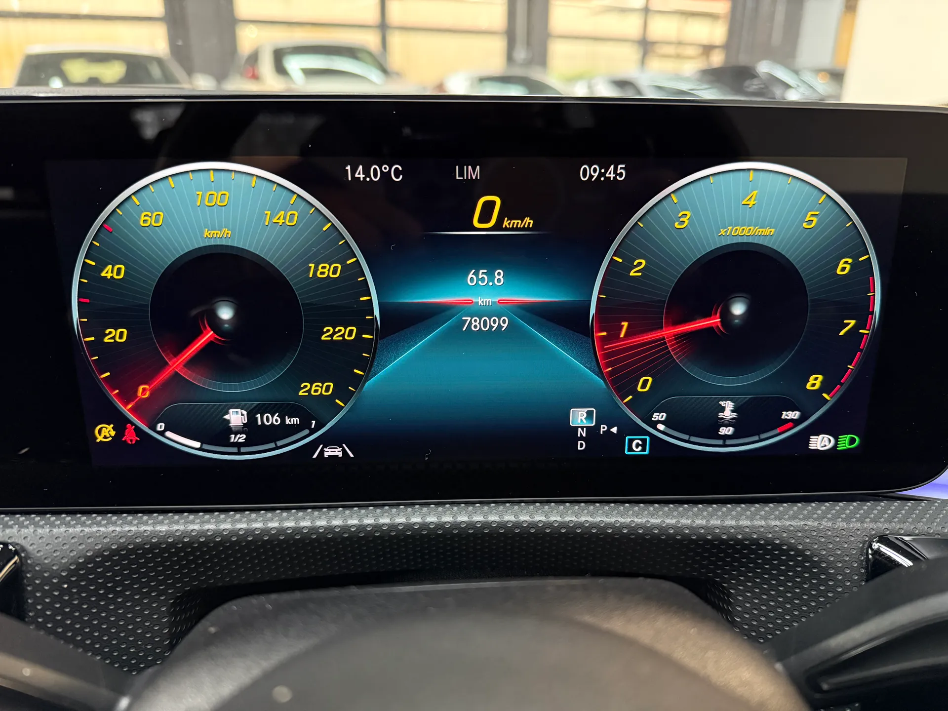 2022 Mercedes-Benz CLA200 0
